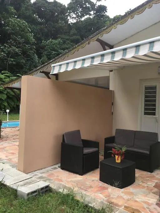 Appartement Les Lucioles 2 Beau T3 En Foret Tropicale Avec Piscine à Saint-Joseph