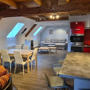 gite-de-murat.hotels-rhonealpes.com/